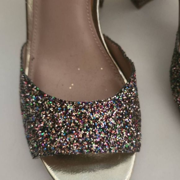 Betsey Johnson Glissten Chunky Heel Ankle Strap,  Sz. 9, New - Picture 2 of 7